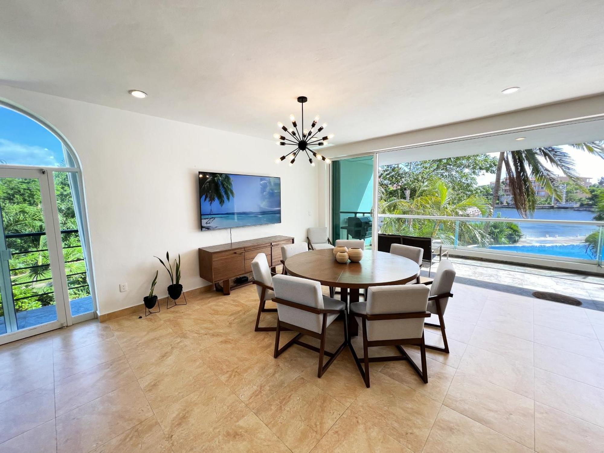 פורטו אוונטורס High-End Waterfront Condo At Secrets Waters מראה חיצוני תמונה