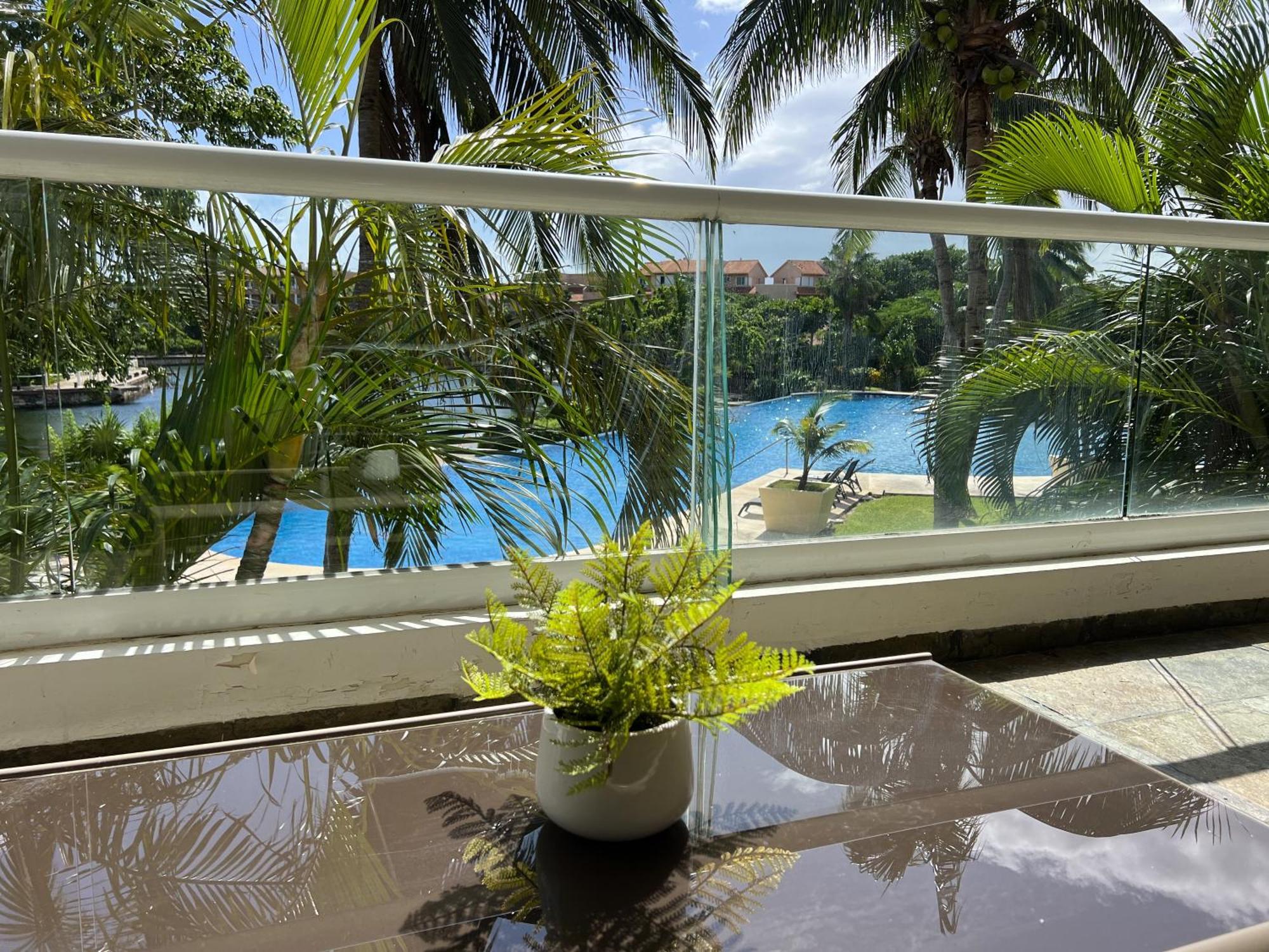 פורטו אוונטורס High-End Waterfront Condo At Secrets Waters מראה חיצוני תמונה