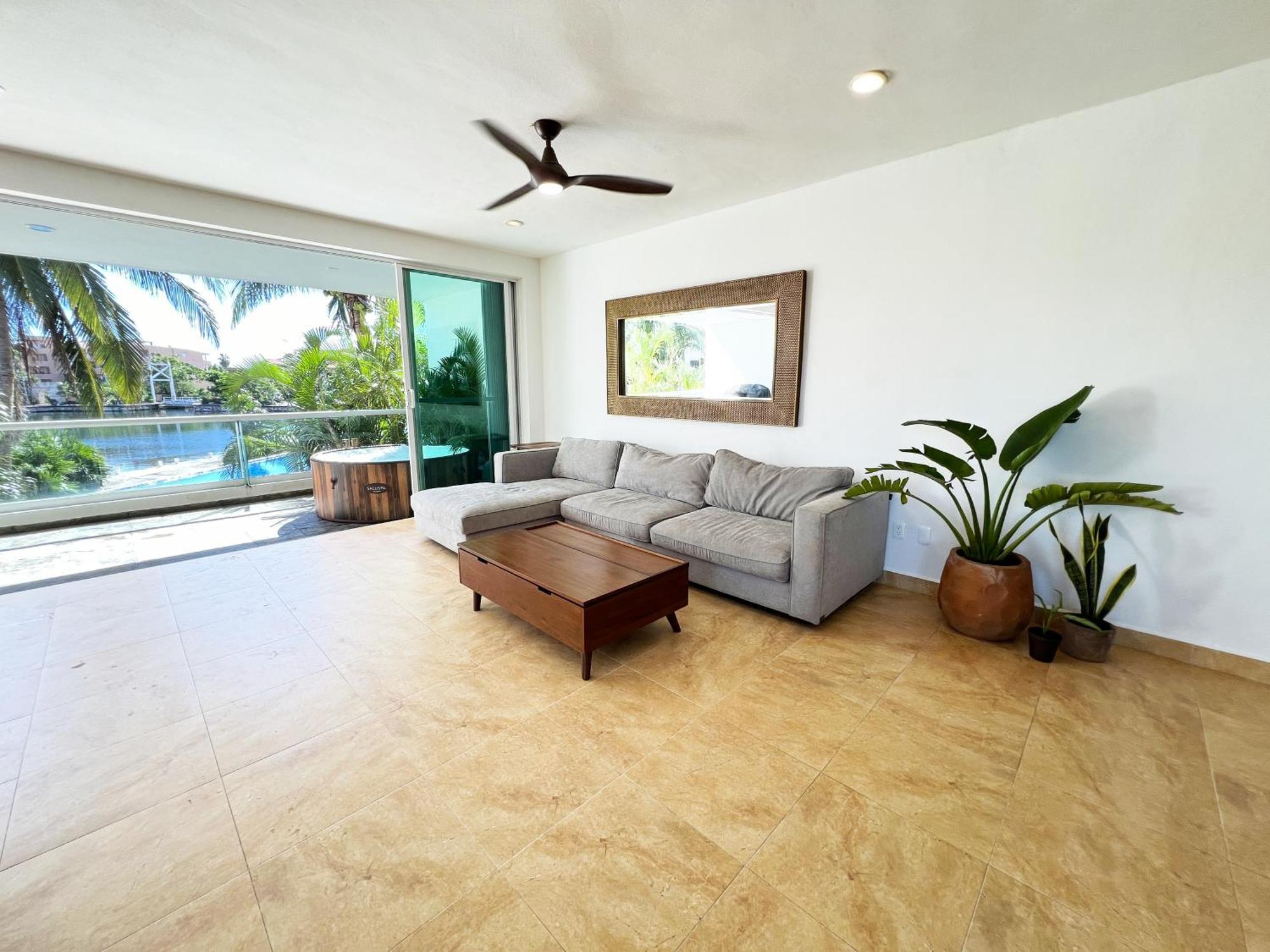 פורטו אוונטורס High-End Waterfront Condo At Secrets Waters מראה חיצוני תמונה